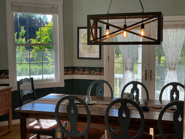 Dining Room at The Highlands Estate